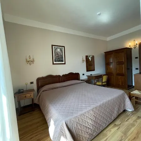 La Torre Hotel
