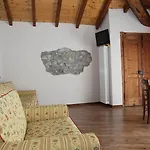 La Torre Otel Castiglione dʼIntelvi
