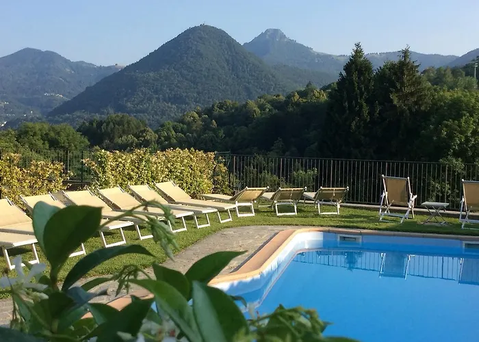 La Torre Hotel Castiglione dʼIntelvi